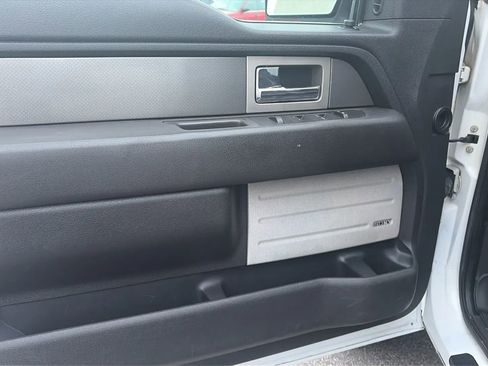 Used 2011 Ford F150 Raptor w/ Raptor Luxury Pkg image 37