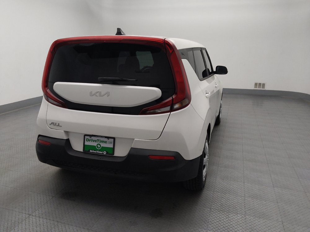 Used 2022 Kia Soul LX FWD image 7