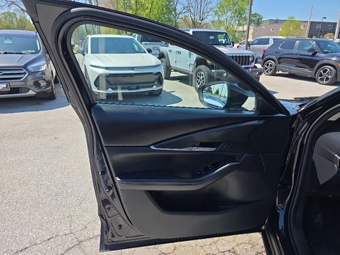 Used 2022 MAZDA CX-30 AWD 2.5 S w/ Select Package image 13
