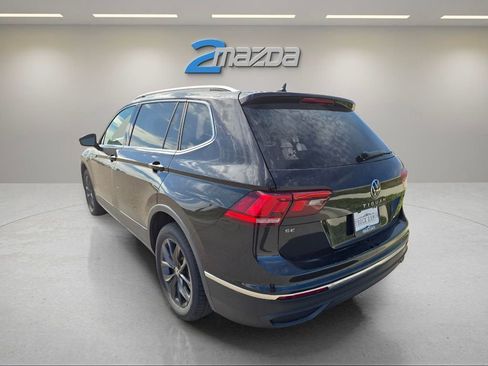Used 2024 Volkswagen Tiguan SE image 3