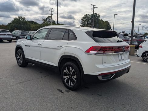 New 2026 Volkswagen Atlas Cross Sport SE image 5