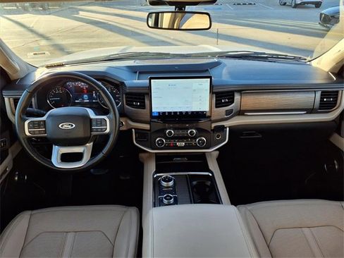 Used 2024 Ford Expedition Max Limited image 9
