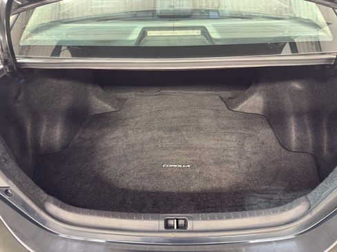 Used 2015 Toyota Corolla S FWD image 29