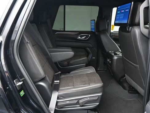 Used 2023 Chevrolet Tahoe High Country image 17