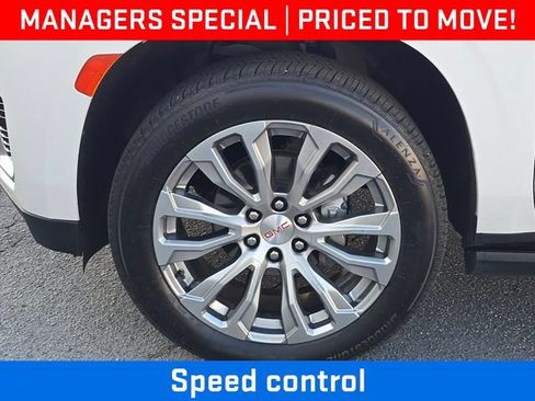 Used 2023 GMC Yukon Denali AWD/4WD image 31