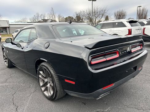 Used 2021 Dodge Challenger R/T Scat Pack image 5