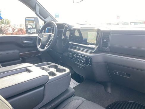 New 2026 Chevrolet Silverado 3500 LT w/ Convenience Package image 25