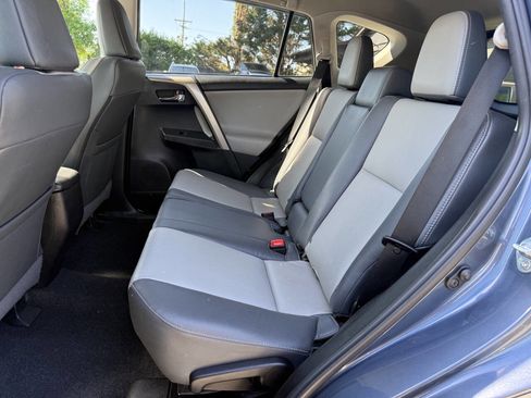 Used 2014 Toyota RAV4 Limited w/ Technology Package image 11