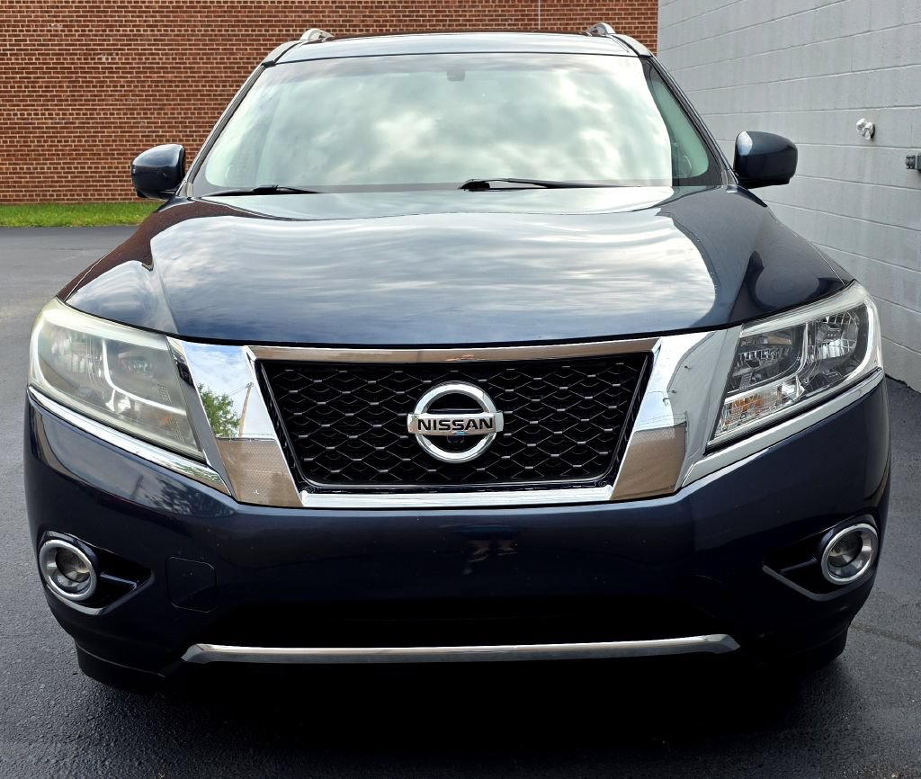 Used 2015 Nissan Pathfinder SL AWD/4WD image 3