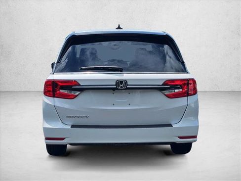 Certified 2024 Honda Odyssey EX-L image 7