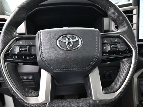 Used 2023 Toyota Tundra Limited AWD/4WD image 31