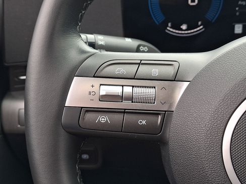 Certified 2025 Hyundai Kona SEL AWD/4WD image 20