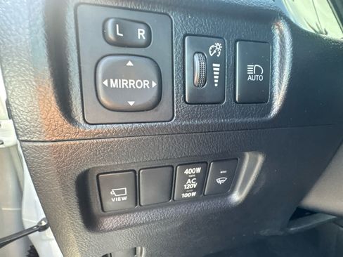 Used 2022 Toyota 4Runner TRD Off-Road Premium AWD/4WD image 14