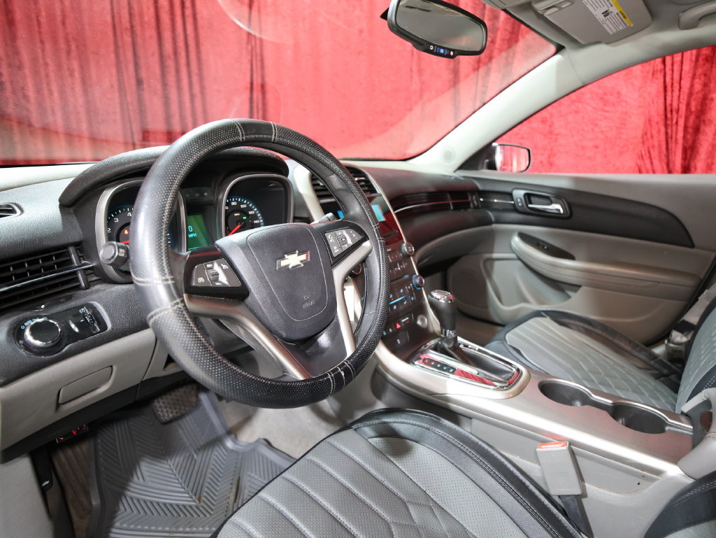Used 2013 Chevrolet Malibu LS FWD image 12