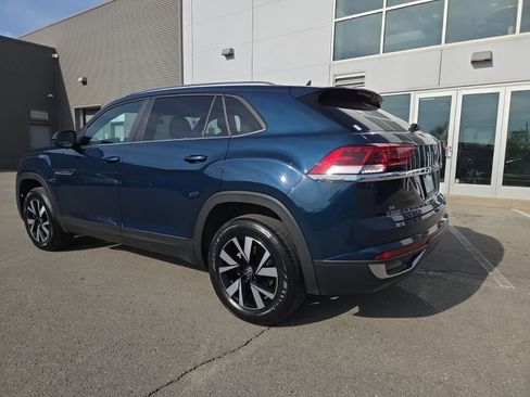 Certified 2023 Volkswagen Atlas Cross Sport SE AWD/4WD image 15