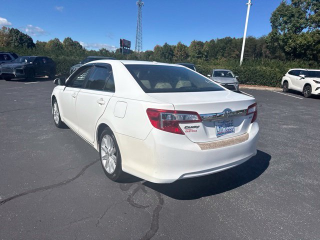 Used 2014 Toyota Camry XLE w/ Leather Package FWD image 7
