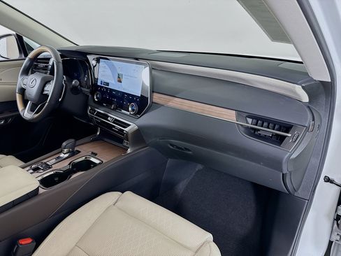 Used 2025 Lexus RX 350 AWD w/ Convenience Package image 28