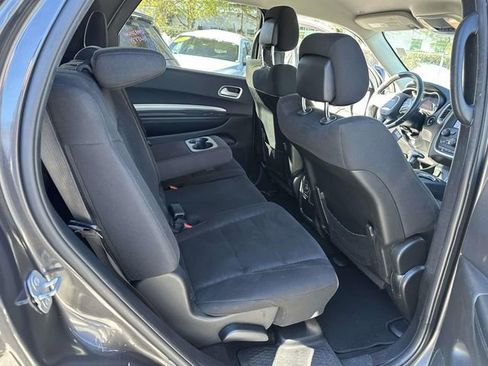 Certified 2019 Dodge Durango SXT image 21