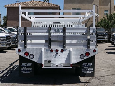 New 2026 RAM 5500 Tradesman w/ Chrome Appearance Group AWD/4WD image 4