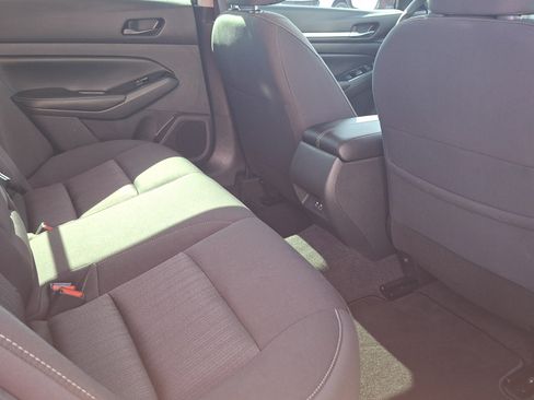 Used 2023 Nissan Altima 2.5 SV FWD image 22