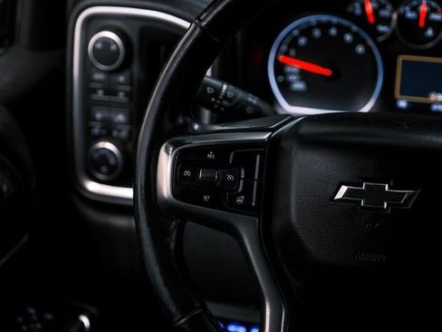 Used 2019 Chevrolet Silverado 1500 LT Trail Boss w/ Convenience Package image 17