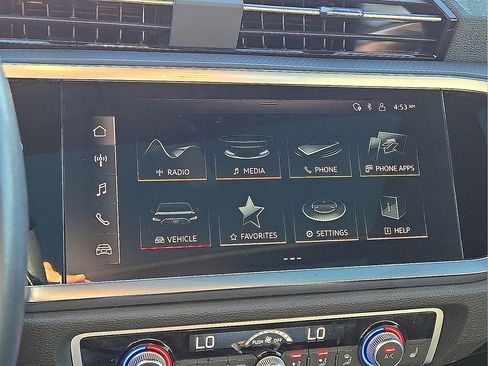 Used 2023 Audi Q3 2.0T Premium image 28