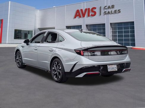 Used 2025 Hyundai Sonata SEL FWD image 9