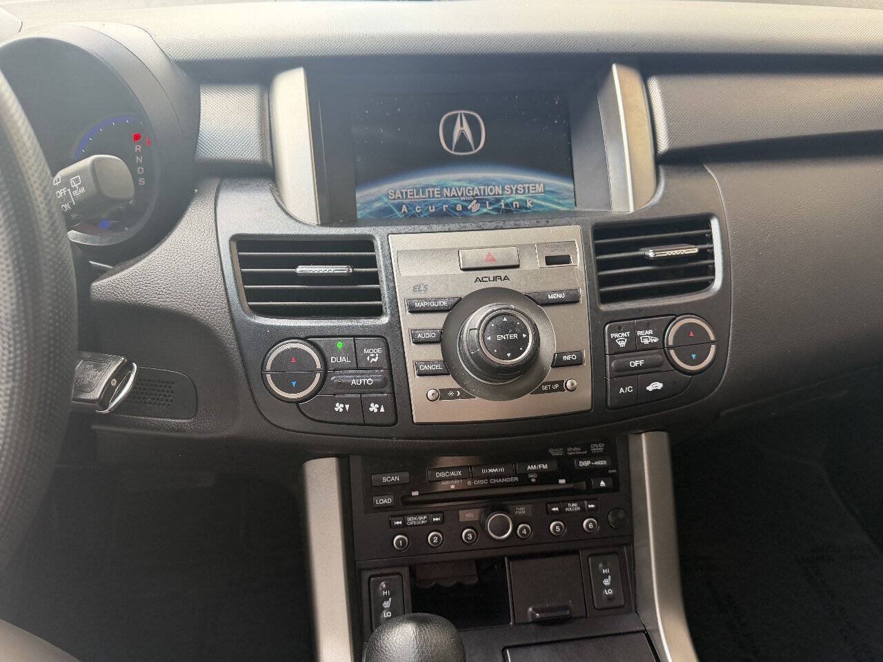 Used 2011 Acura RDX w/ Technology Package AWD/4WD image 28