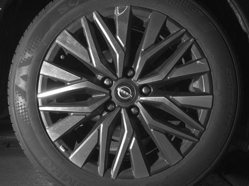 Used 2025 Nissan Altima 2.5 SV image 15