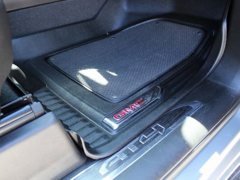 Used 2024 GMC Sierra 1500 AT4 w/ Technology Package image 25