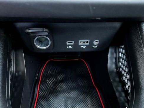 Used 2023 Chevrolet TrailBlazer LT image 24