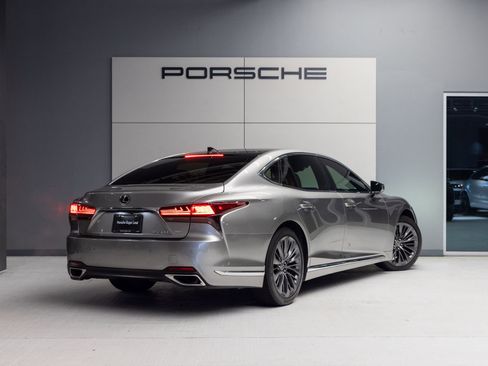 Used 2022 Lexus LS 500 w/ Interior Upgrade Package image 7