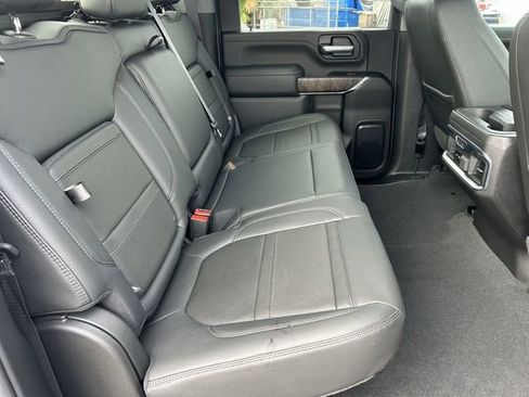 Used 2022 GMC Sierra 2500 Denali w/ Denali Ultimate Package image 14