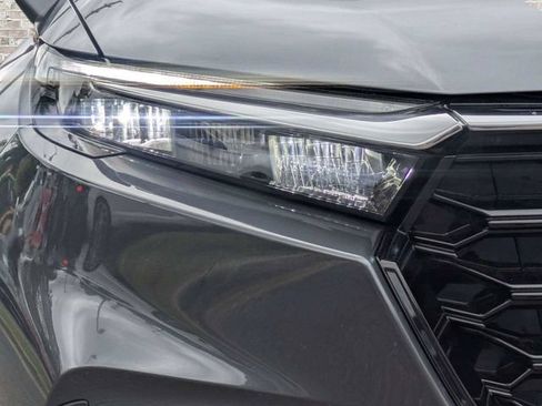 Used 2024 Honda CR-V EX image 9