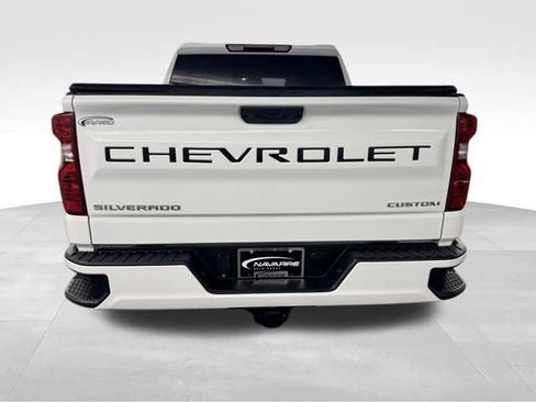 Used 2025 Chevrolet Silverado 1500 Custom w/ Turbomax Blackout Package AWD/4WD image 8