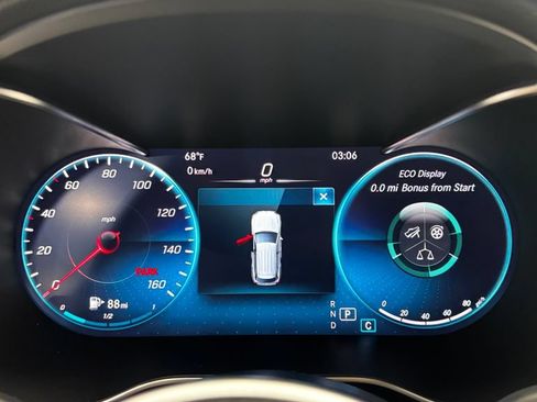 Used 2022 Mercedes-Benz GLC 300 4MATIC image 23
