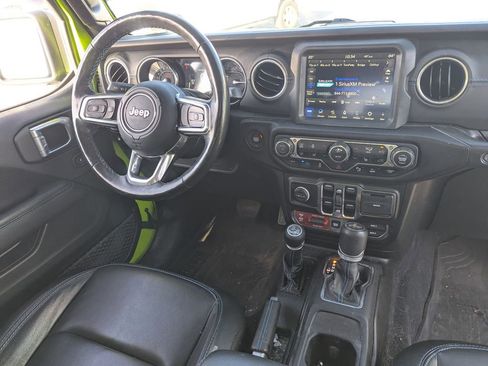 Used 2021 Jeep Wrangler Unlimited Rubicon 4xe w/ Cold Weather Group AWD/4WD image 32