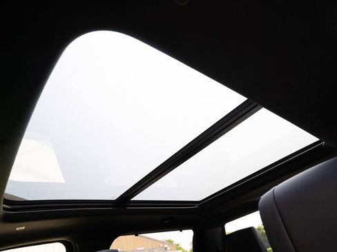 New 2025 Toyota Tundra Platinum w/ TRD Off-Road Package image 22