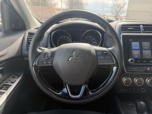 Used 2022 Mitsubishi Outlander Sport SE FWD image 8