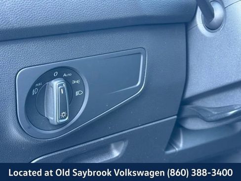 Used 2021 Volkswagen Tiguan SEL image 37