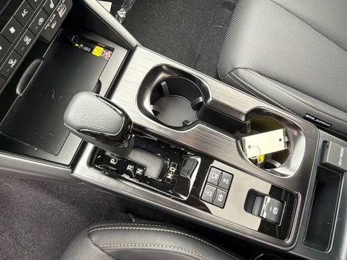 New 2026 Subaru Outback Limited XT image 36