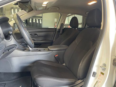Certified 2025 Nissan Sentra S FWD image 10