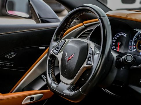 Used 2018 Chevrolet Corvette Stingray Convertible Z51 2LT RWD image 19