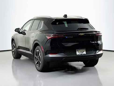 New 2026 Chevrolet Equinox EV LT image 5