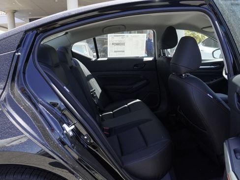 New 2026 Nissan Altima 2.5 SR FWD image 27