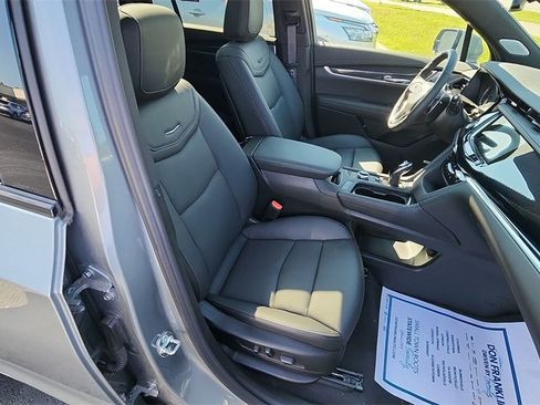 Used 2024 Cadillac XT6 Sport image 26
