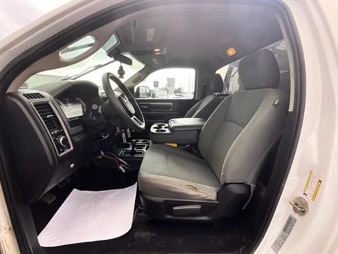 Used 2018 RAM 2500 Tradesman w/ Chrome Appearance Group AWD/4WD image 14