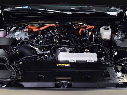 Used 2024 Toyota Tacoma Limited image 29