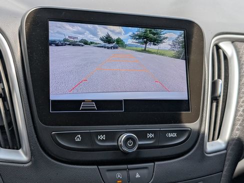 Used 2024 Chevrolet Malibu LT FWD image 19
