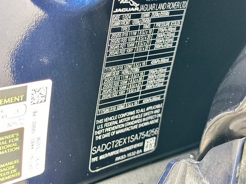 Used 2025 Jaguar F-PACE R-Dynamic S image 35